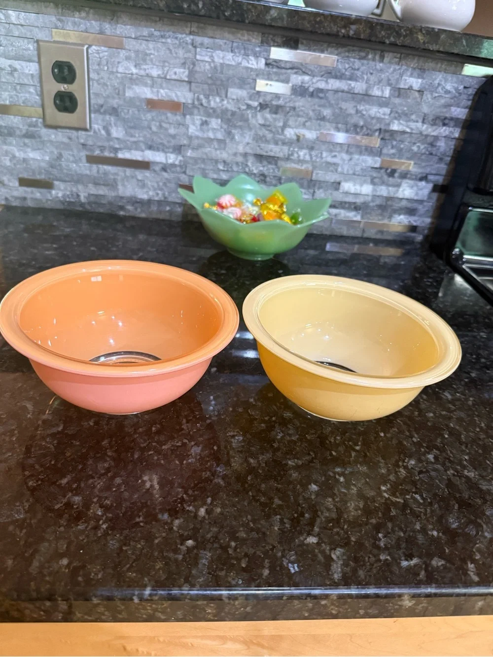 Vintage Pyrex 1 Liter Pair Glass Mixing Bowls
